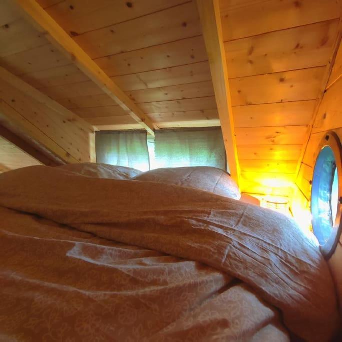 Nuit Insolite En Tiny House Questembert Ngoại thất bức ảnh