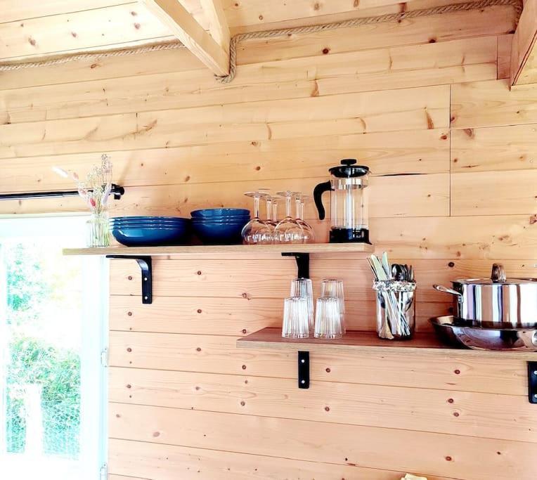 Nuit Insolite En Tiny House Questembert Ngoại thất bức ảnh